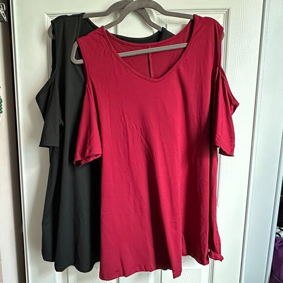 Set of 2 Cold Shoulder Short Sleeve Tops - Red and Black - Women's Plus 1x NWOT - Picture 1 of 8